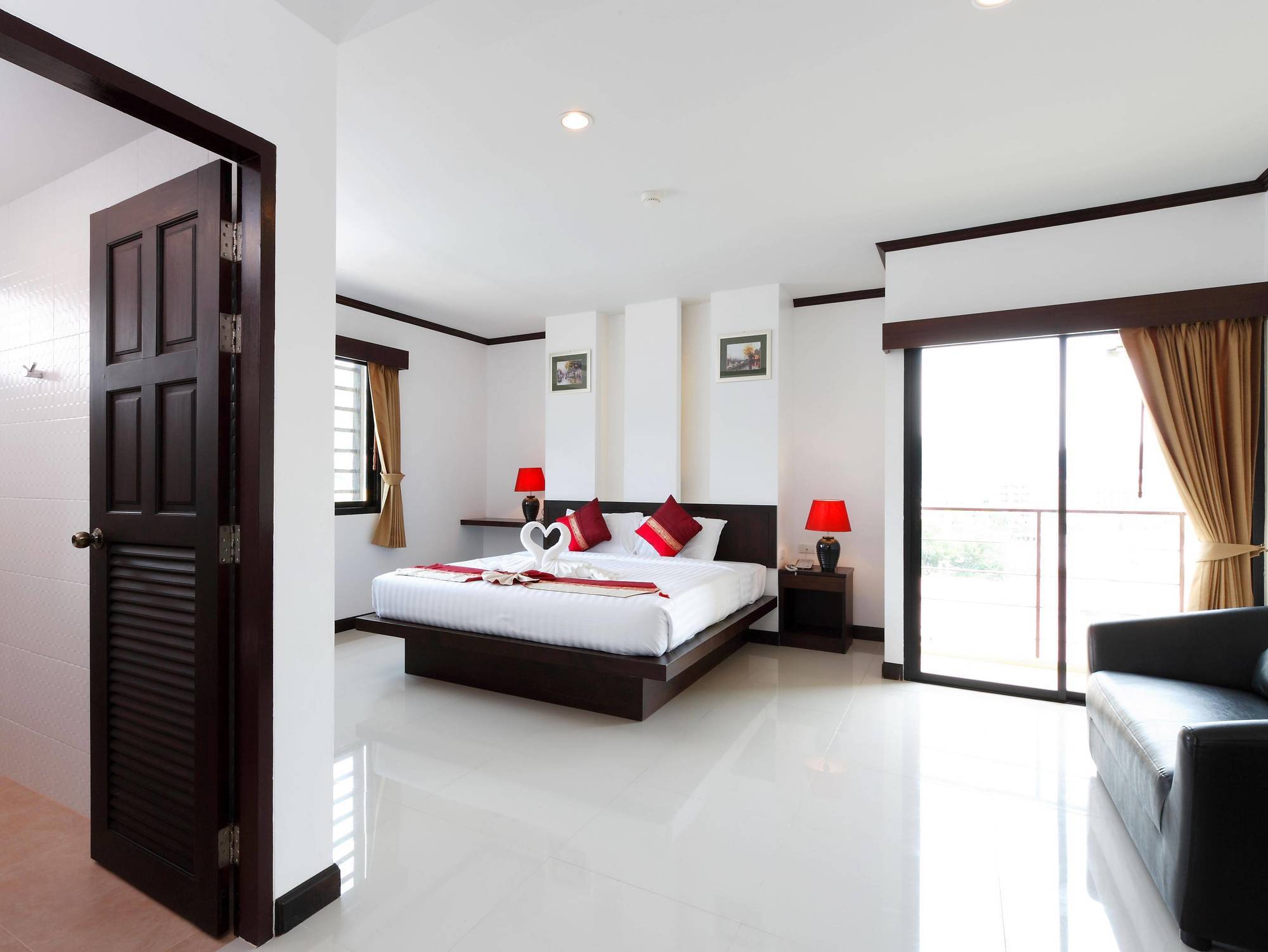 Sri Boutique Hotel Patong Kültér fotó