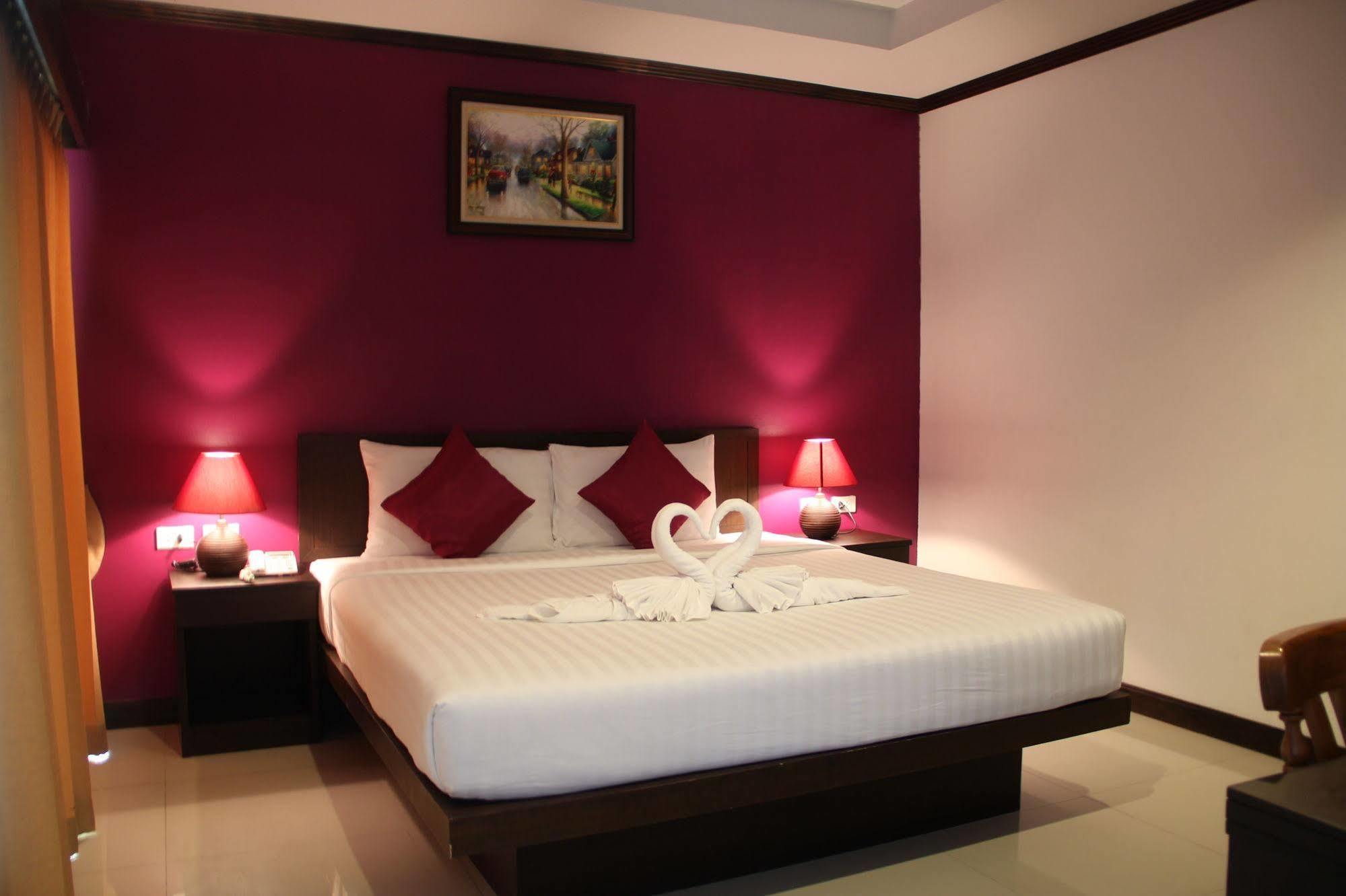 Sri Boutique Hotel Patong Kültér fotó