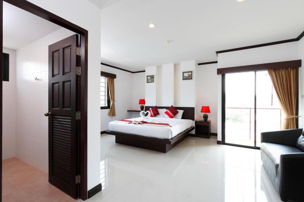 Sri Boutique Hotel Patong Kültér fotó