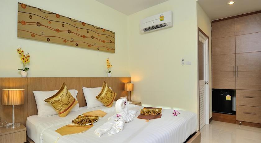 Sri Boutique Hotel Patong Kültér fotó