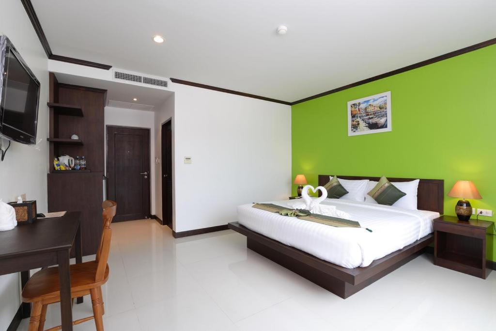Sri Boutique Hotel Patong Kültér fotó