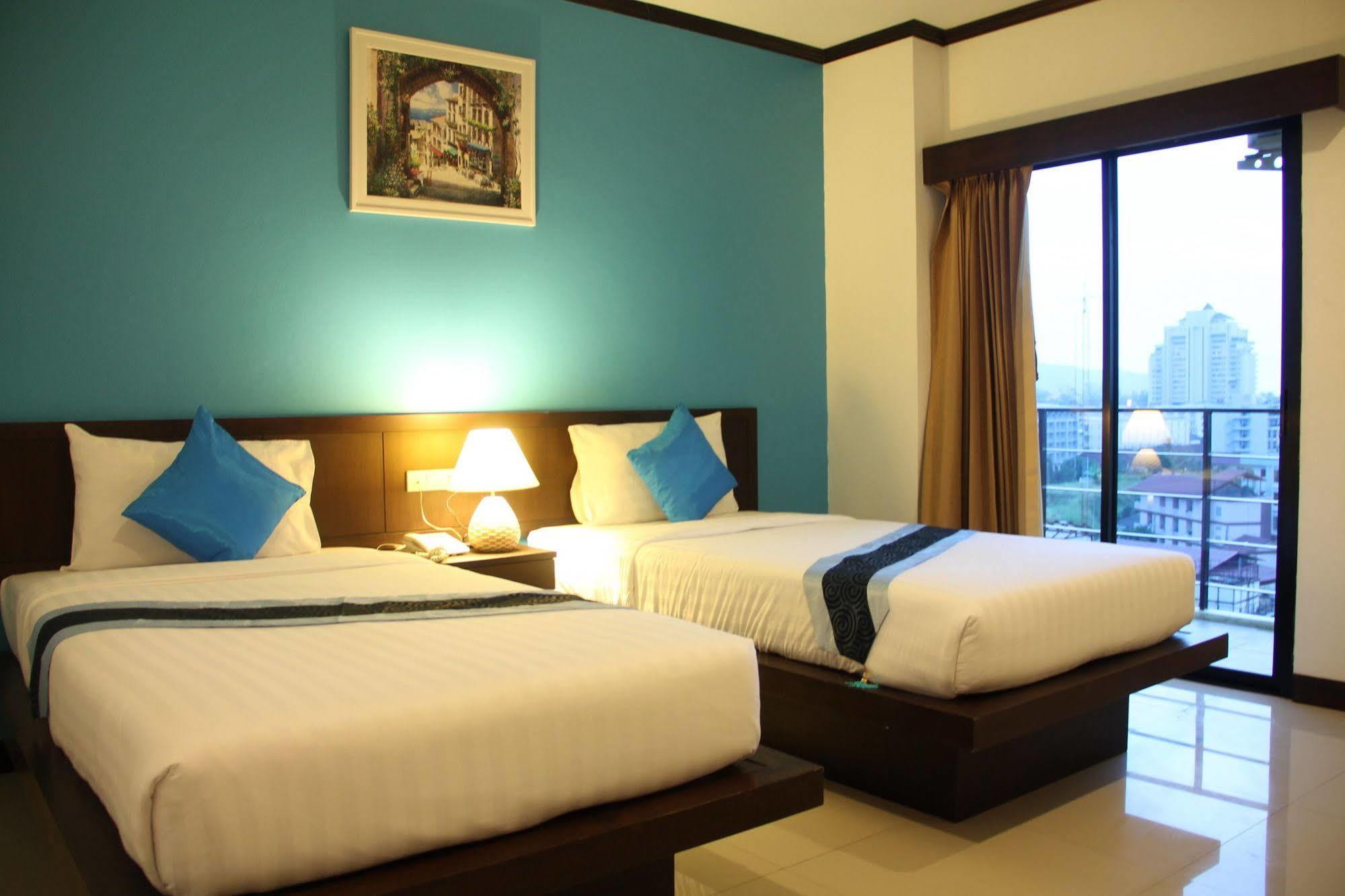 Sri Boutique Hotel Patong Kültér fotó