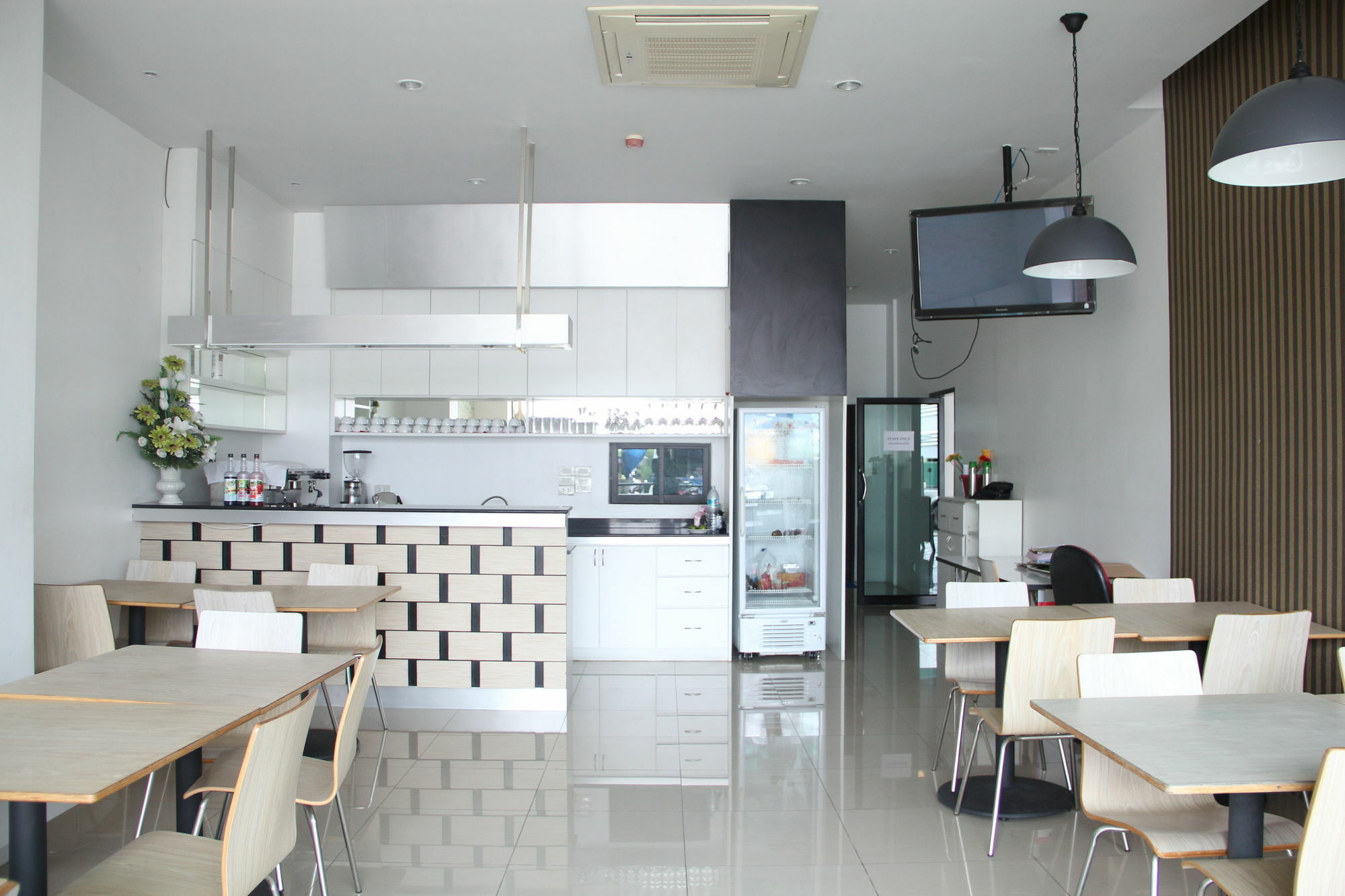Sri Boutique Hotel Patong Kültér fotó