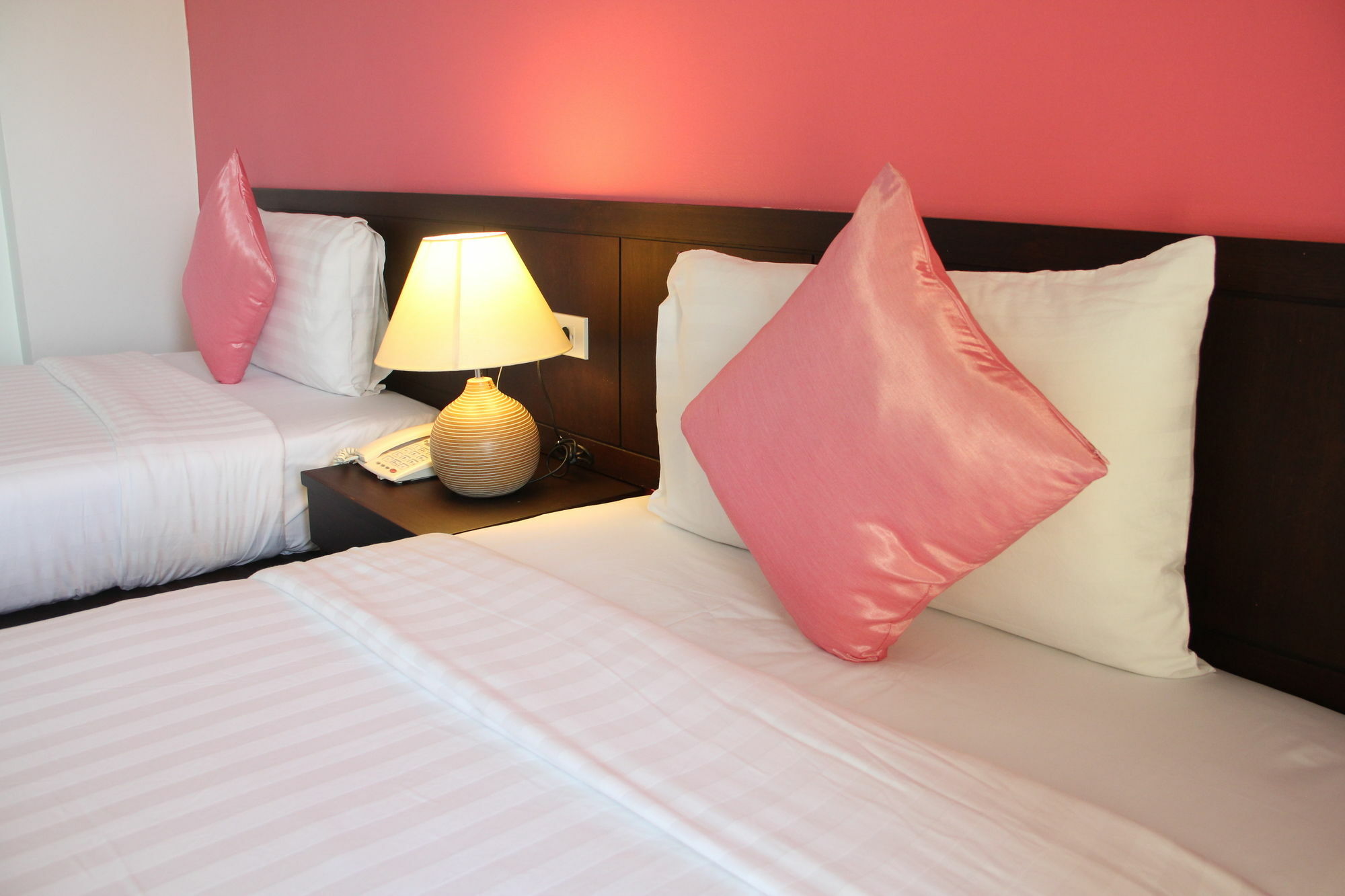 Sri Boutique Hotel Patong Kültér fotó